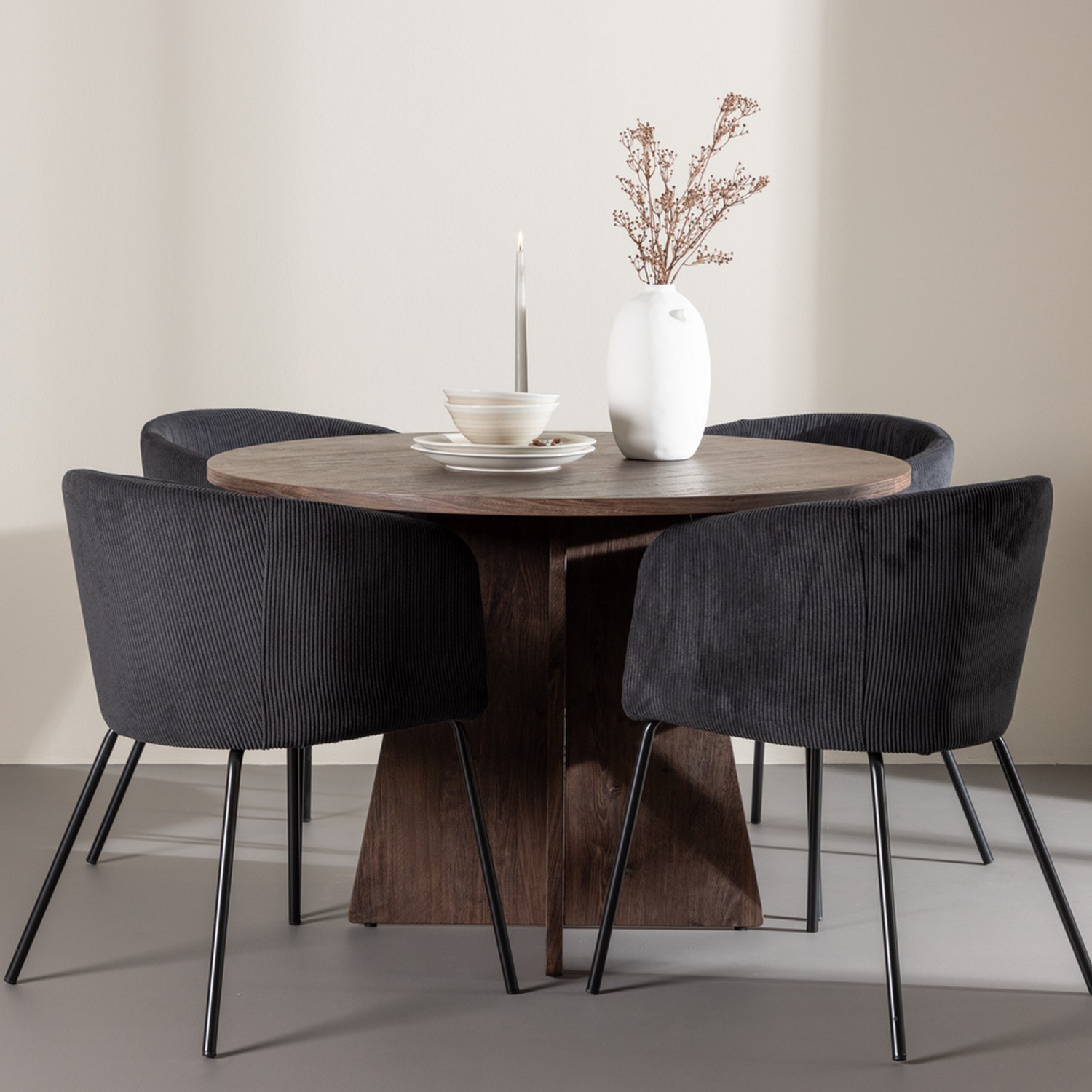 Matbord Venture Home Bootcut Ø110 cm