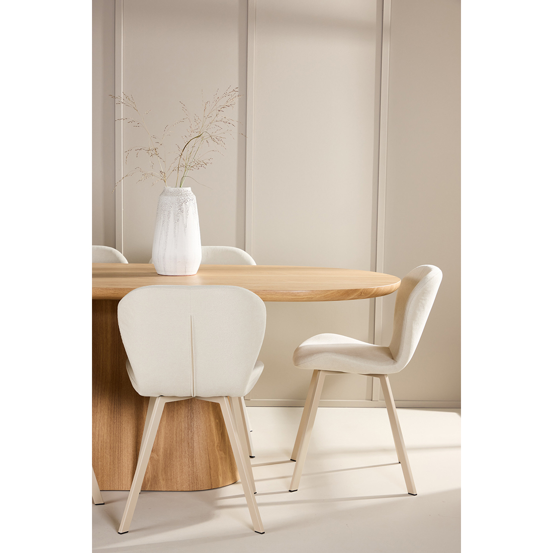 Matgrupp Venture Home Stjärnö med 6st Lilja Matstolar