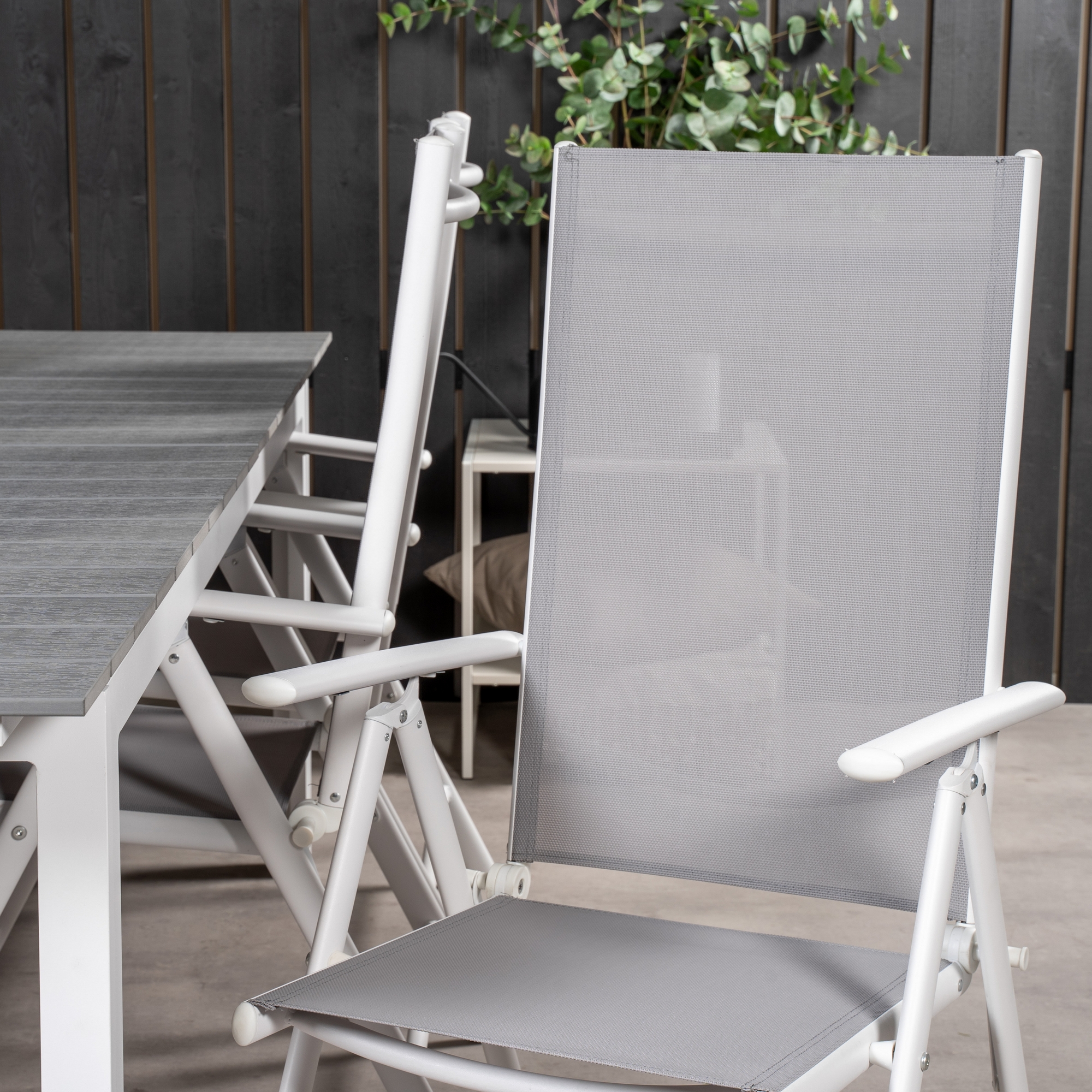 Matgrupp Venture Home Lova 224/324 med 6 Bront Stolar