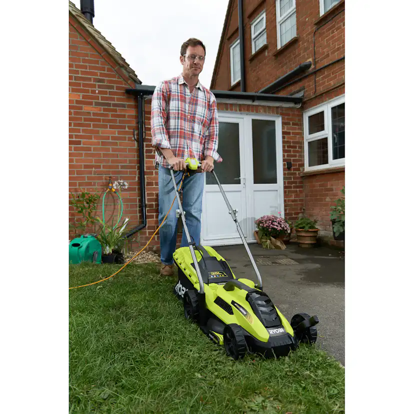 Gräsklippare El RYOBI RLM13E33S 1300W 33cm El & Sladd