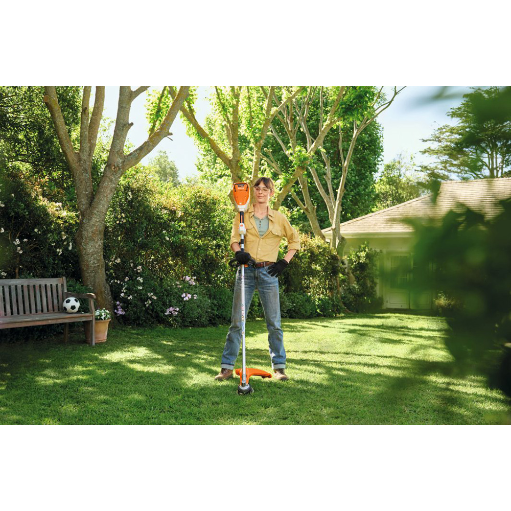 Grästrimmer STIHL FSA 80 R Utan Batteri & Laddare