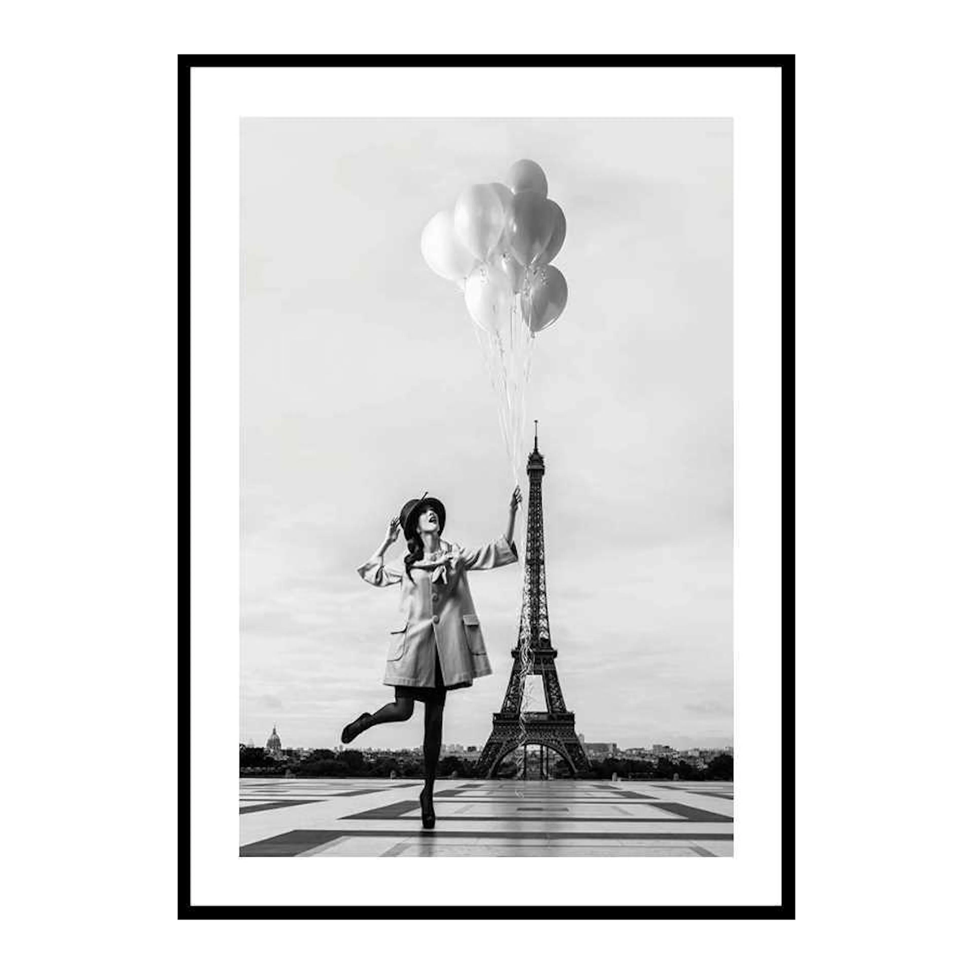 Playful In Paris 30x40 cm