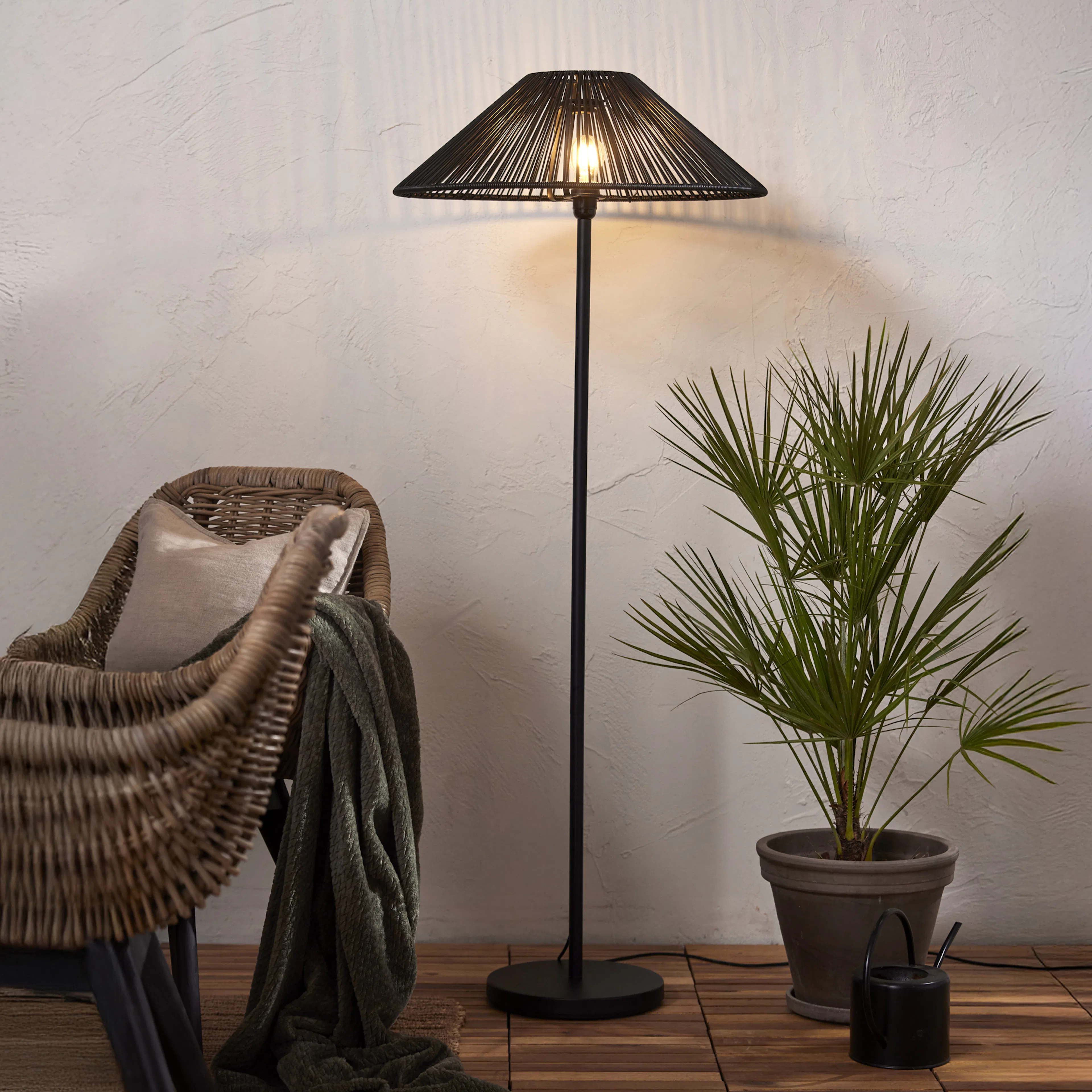 Golvlampa Star Trading Frank 145cm E27 Utomhus