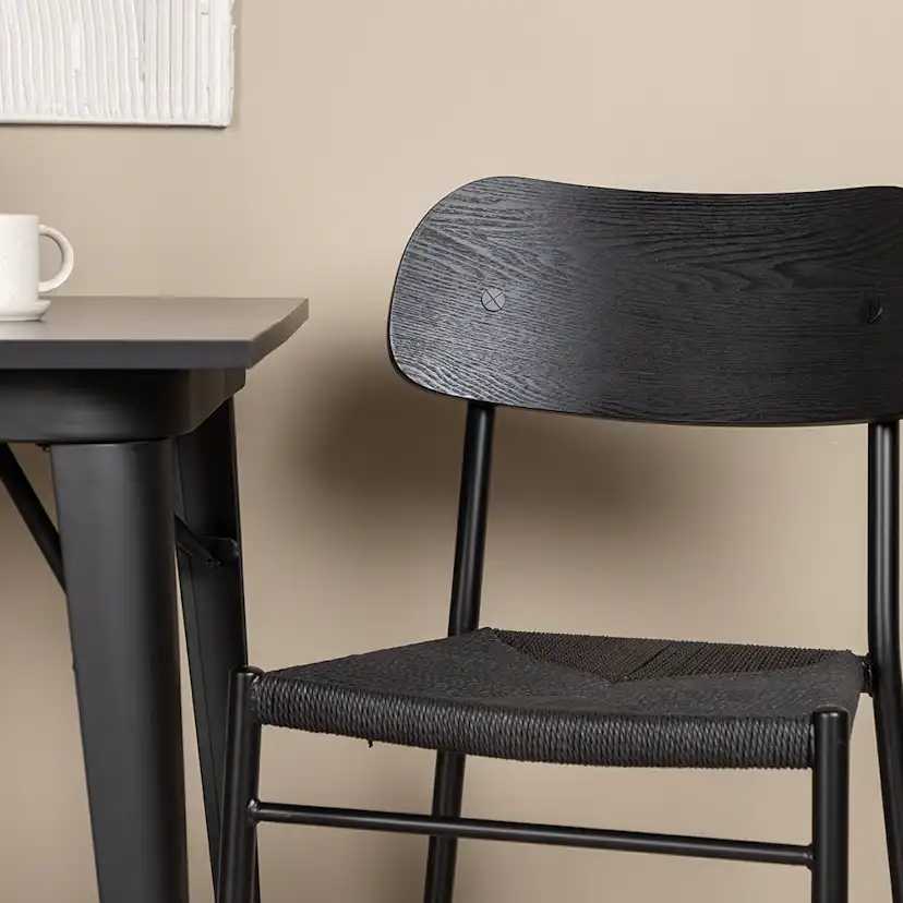 Matgrupp Venture Home Tempe med 2 Polly Stolar