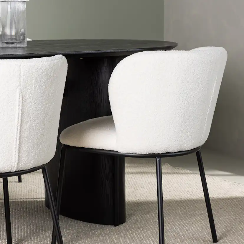 Matgrupp Venture Home Isolde med 4 st Edina stolar