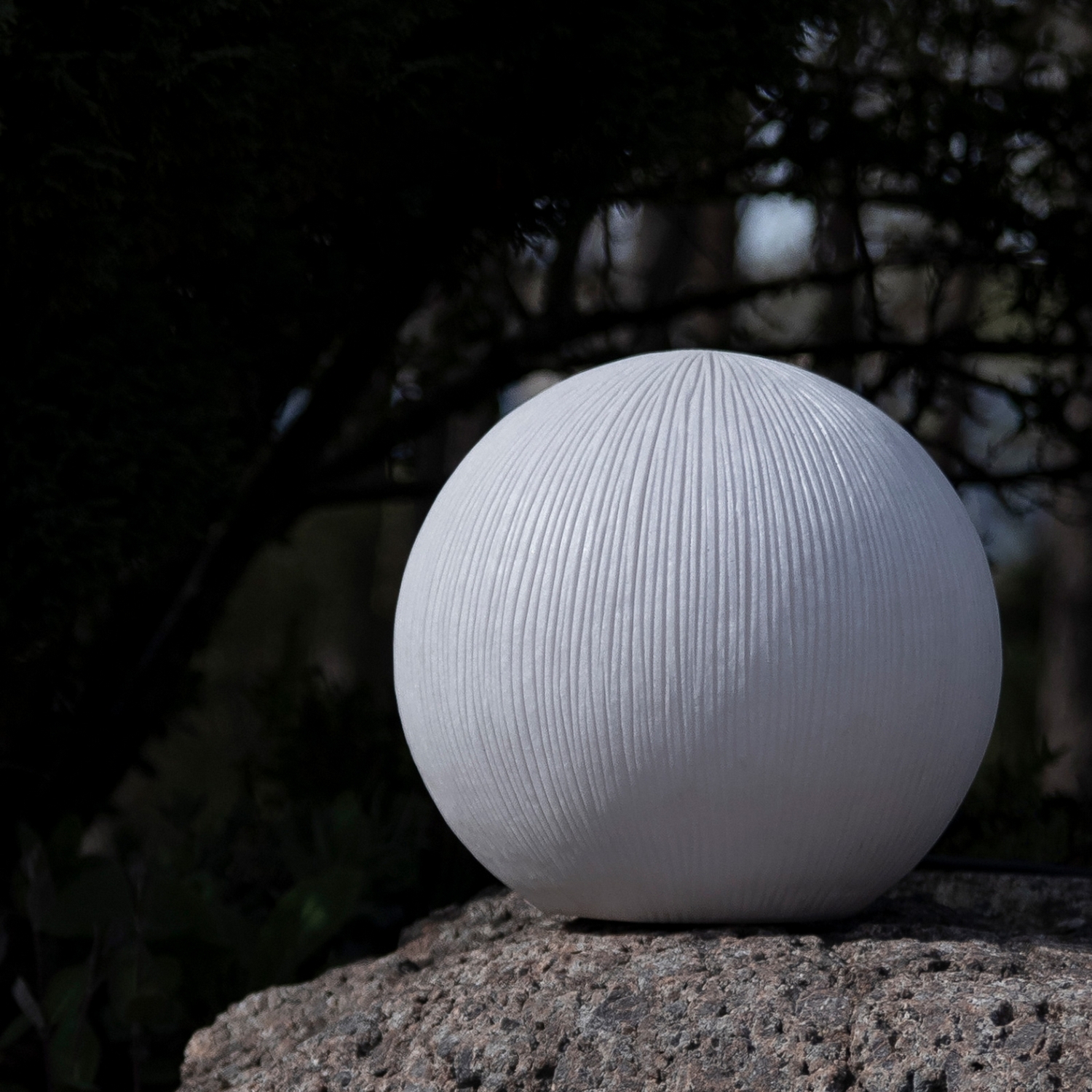 Golvlampa Globen Lighting Sandhamn
