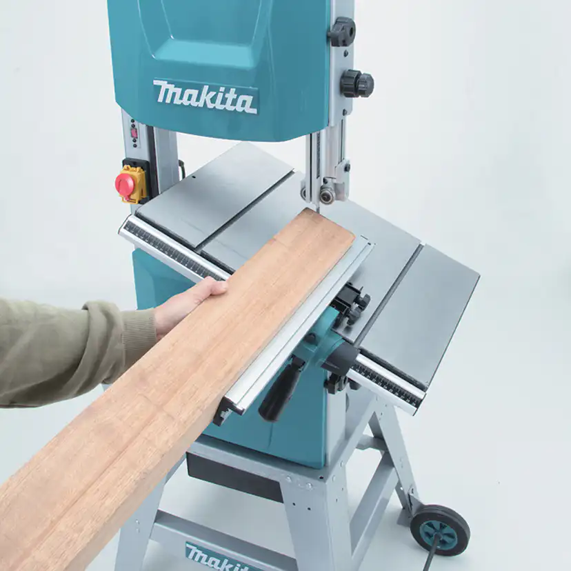 Bandsåg Makita LB1200F 900W