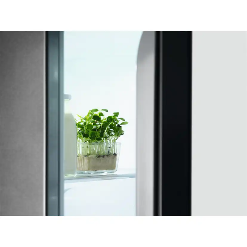 Kyl & fryspaket Electrolux - ERC9MEW - EUE9NEW - Nofrost & exklusiv LED-belysning