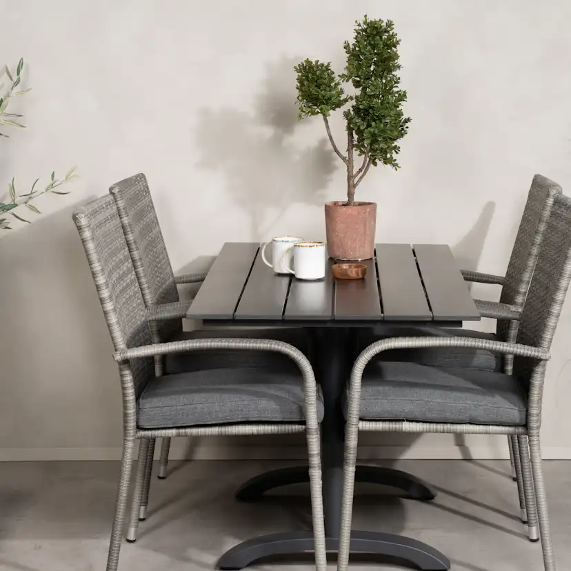Matgrupp Venture Home Denver med 4 Anna Stolar