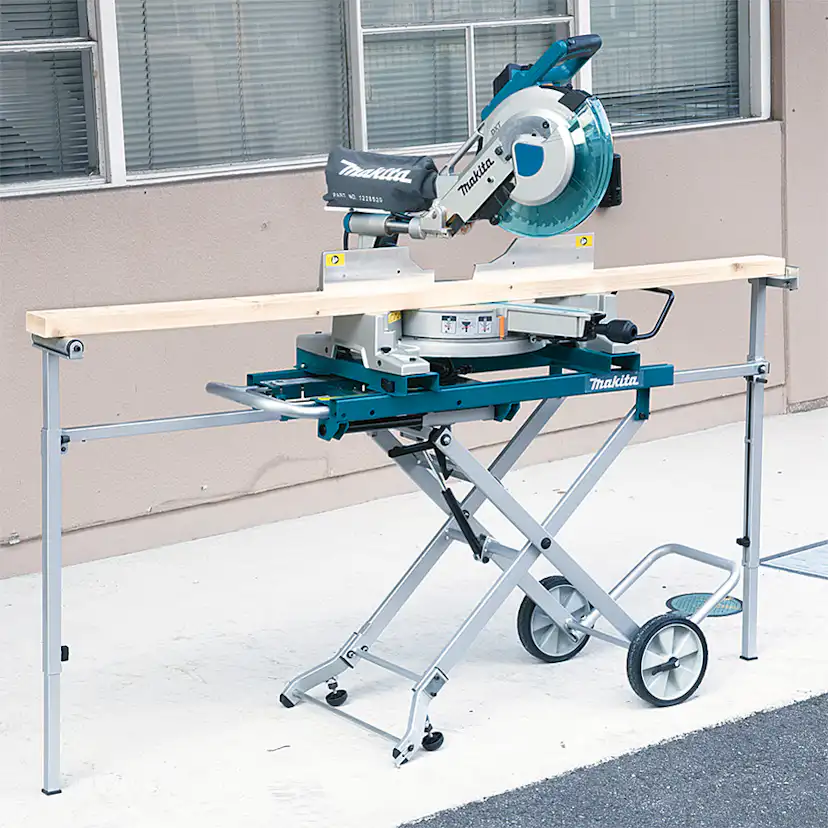 Sågbord Makita DEAWST05