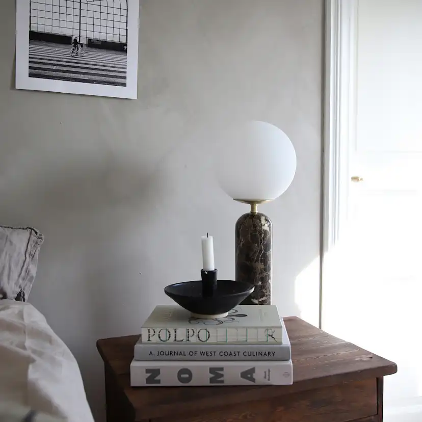Bordslampa Globen Lighting Torrano