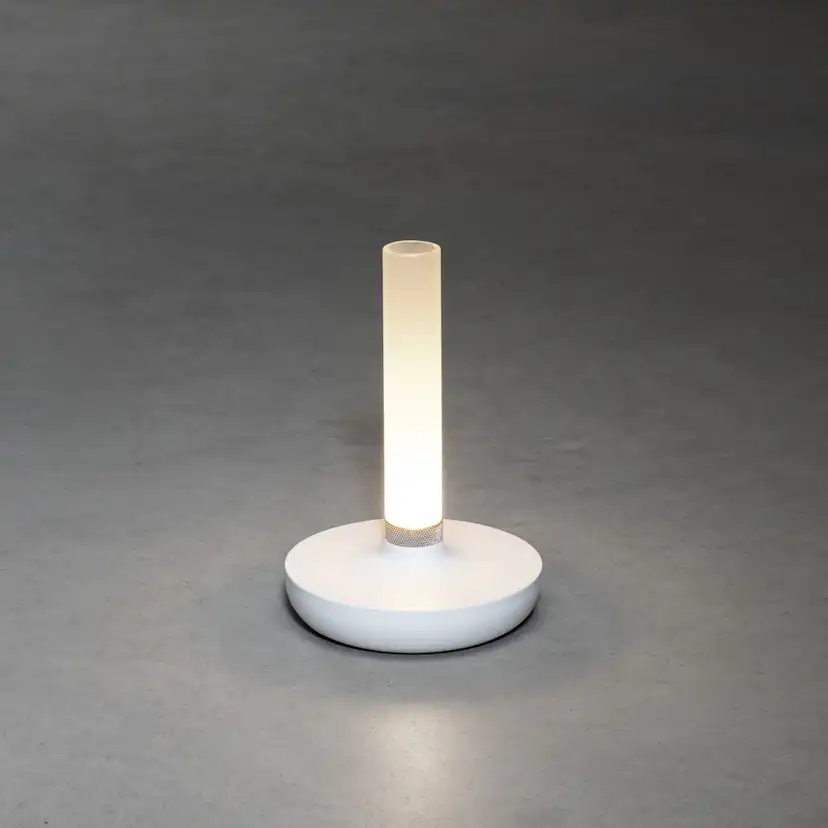 Biarritz bordslampa vit USB Vit