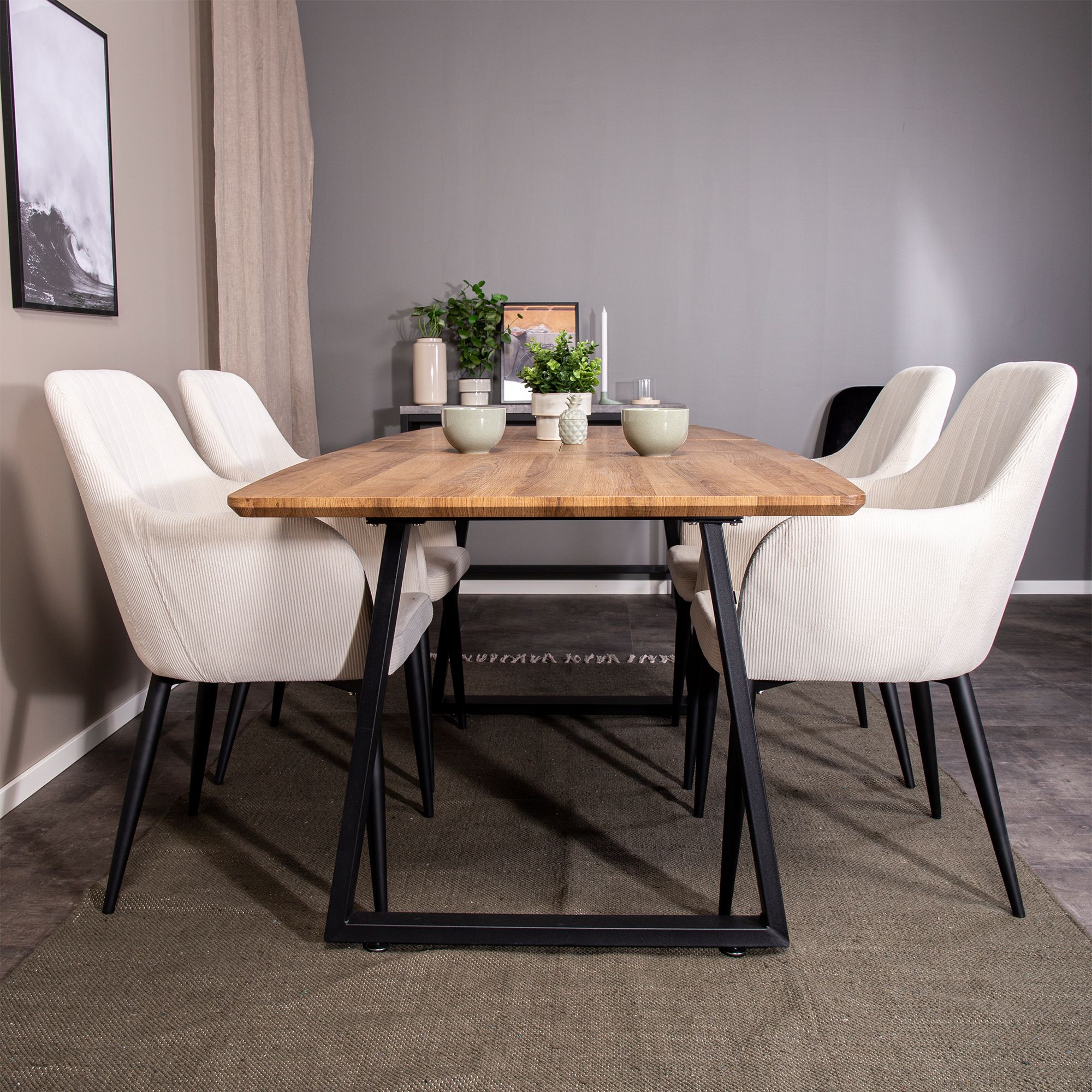 Matgrupp Venture Home Inca med 4 Corina Stolar