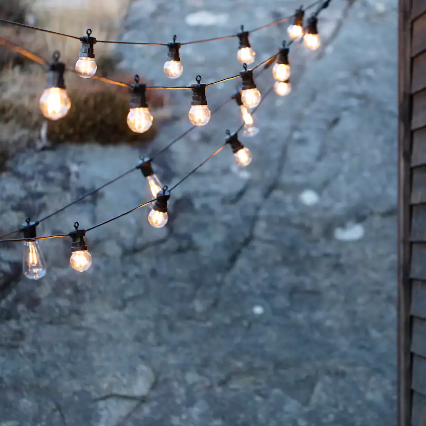 Ljusslinga Markslöjd Garden 24 Party 10L G45 LED Utebelysning 5,5m