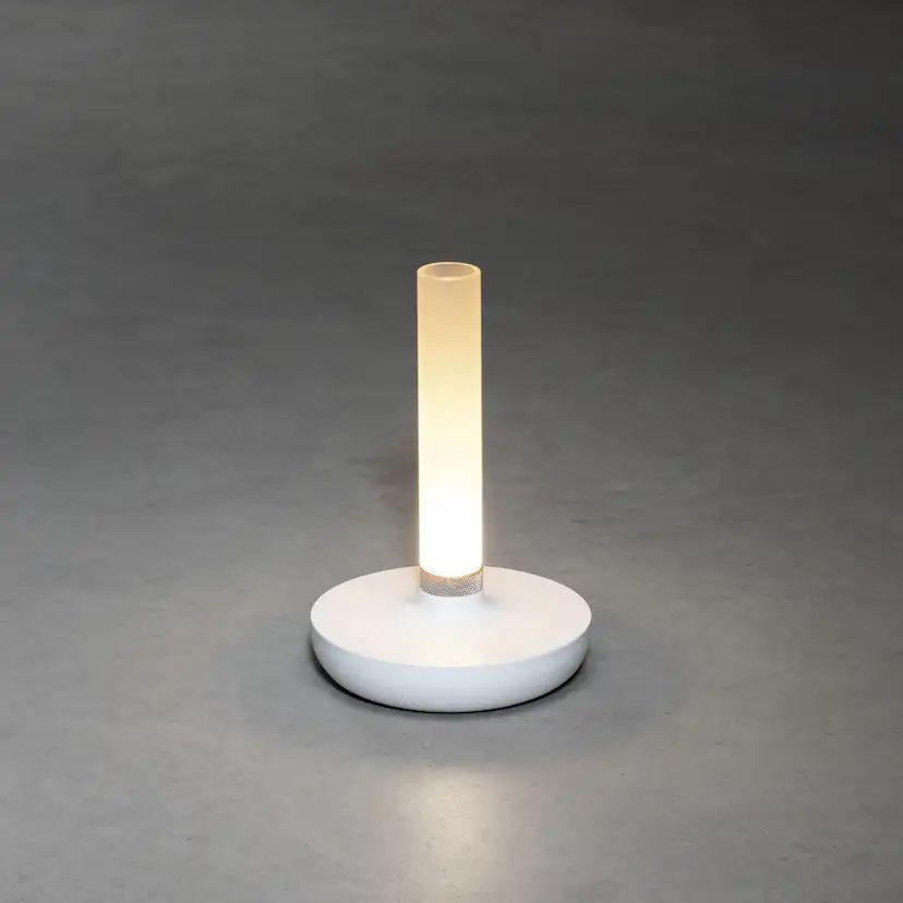 Biarritz bordslampa vit USB Vit
