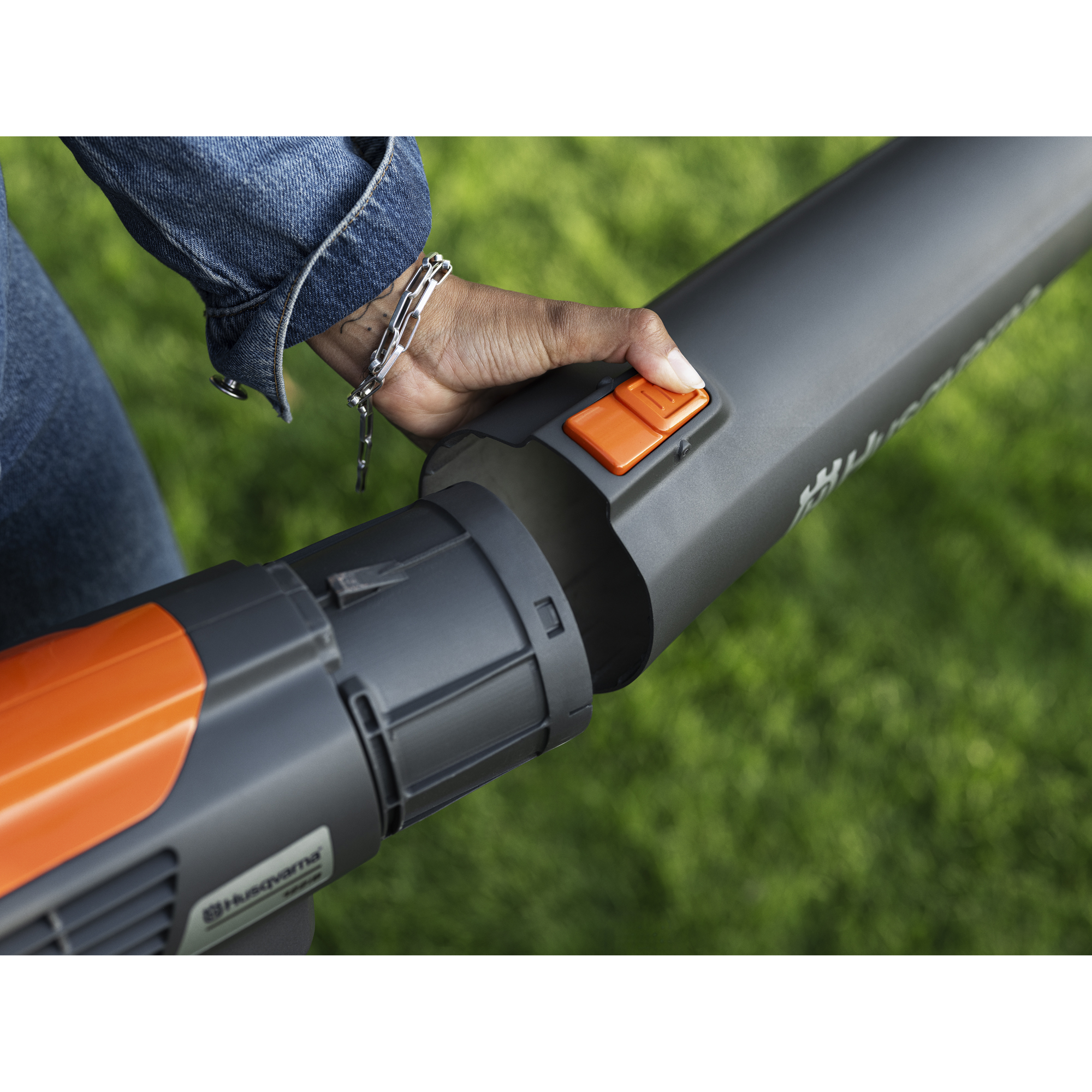 Lövblås Husqvarna 122iB Utan Batteri & Laddare