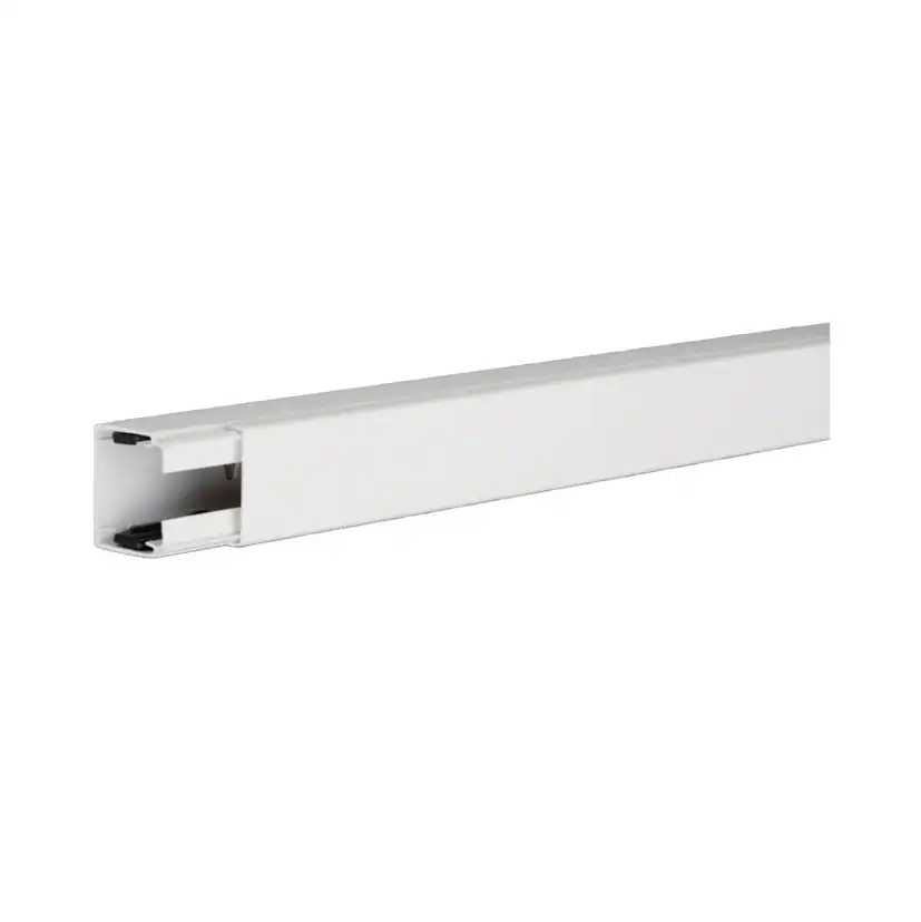 Matarkanal Hager LF 40 x 40 mm 2 meter PVC Vit RAL 9016