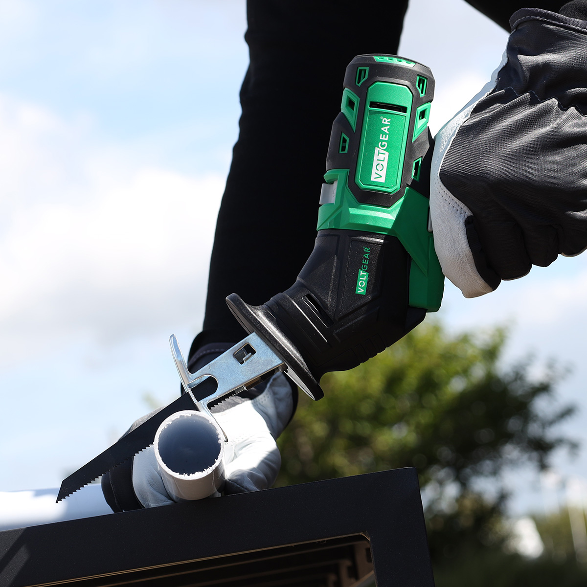 4-I-1 Verktyg Voltgear Plus 20V Med 2Ah Batteri & Laddare