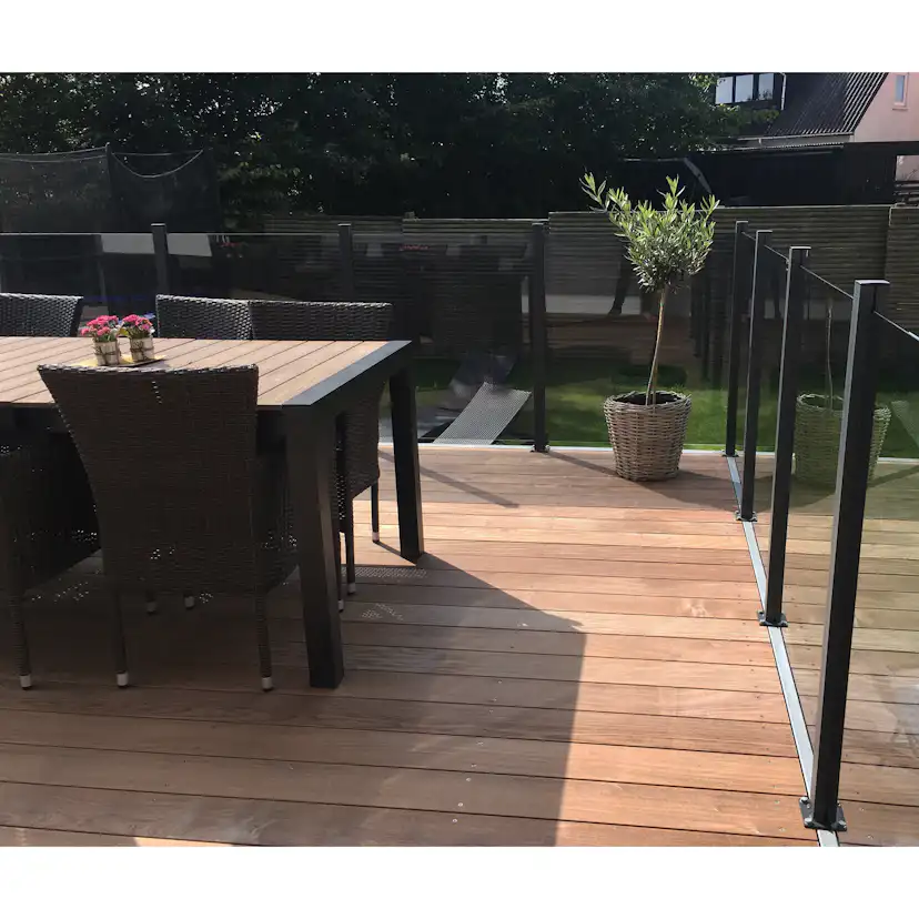 Staket Hortus Glas Med Aluminiumskena 1500x950