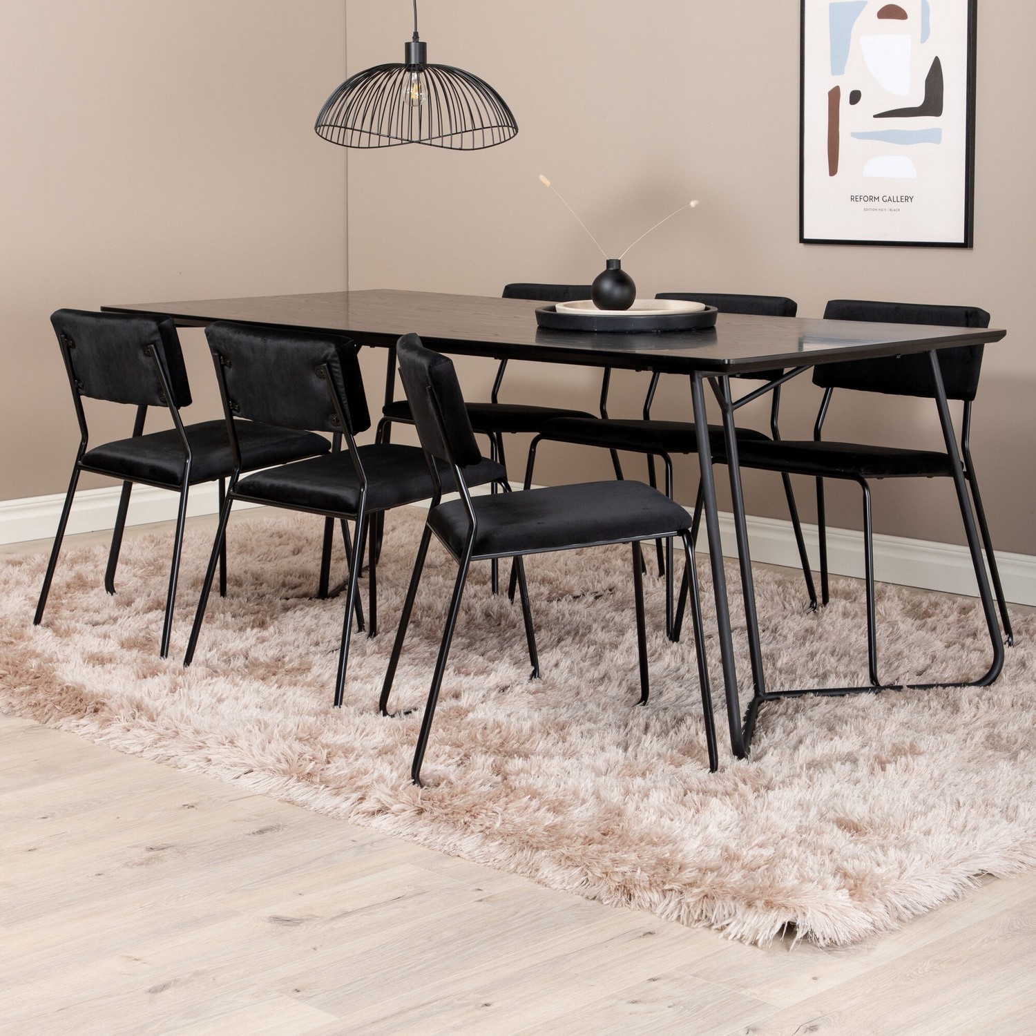 Matgrupp Venture Home Annika med 6 Kungshamn Stolar Sammet
