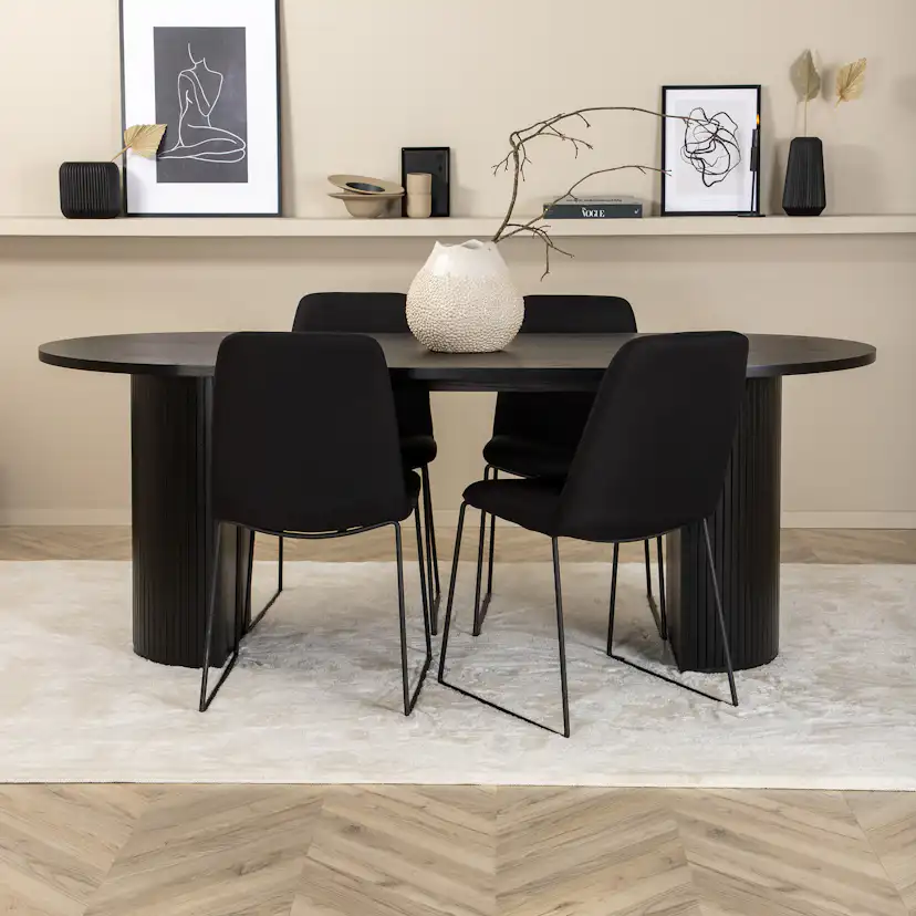 Matgrupp Venture Home Bianca med 4 Muscot Stolar