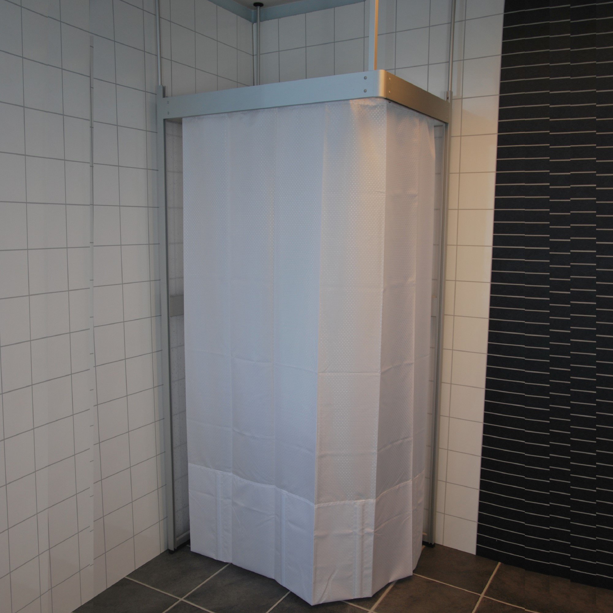 Duschhörn Västia 2V L-profil