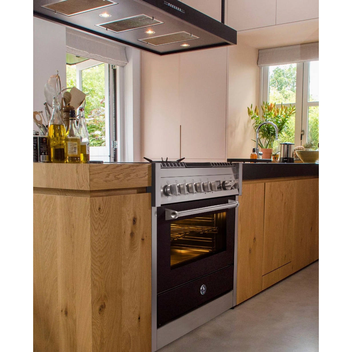 Gasolspis Steel Genesi Combi-Steam 90 cm Svart med BBQ-funktion