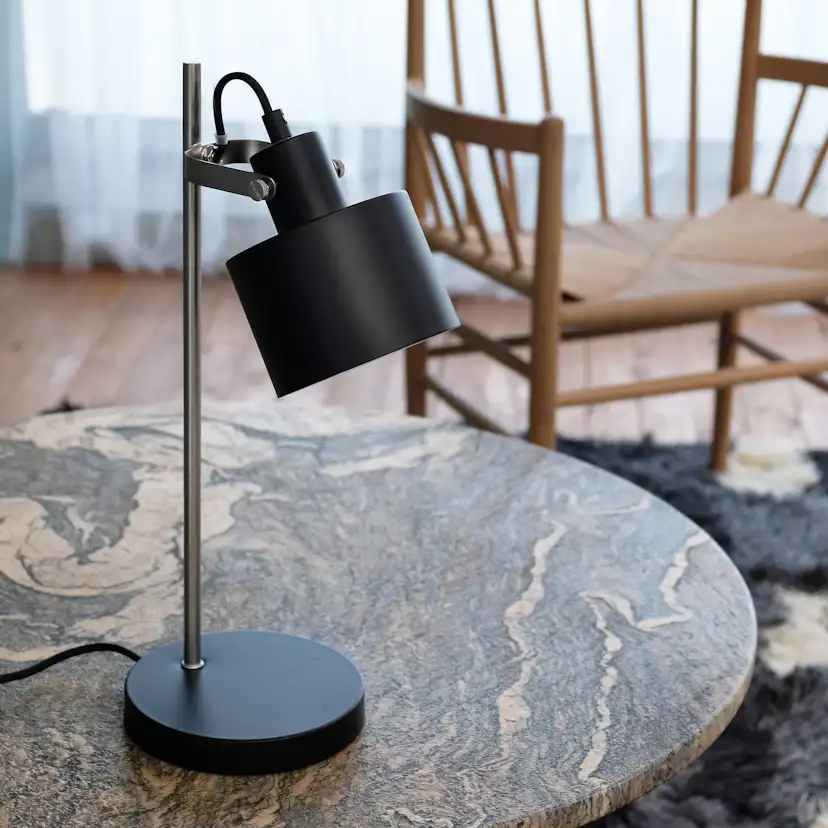 Bordslampa Dyberg Larsen Ocean