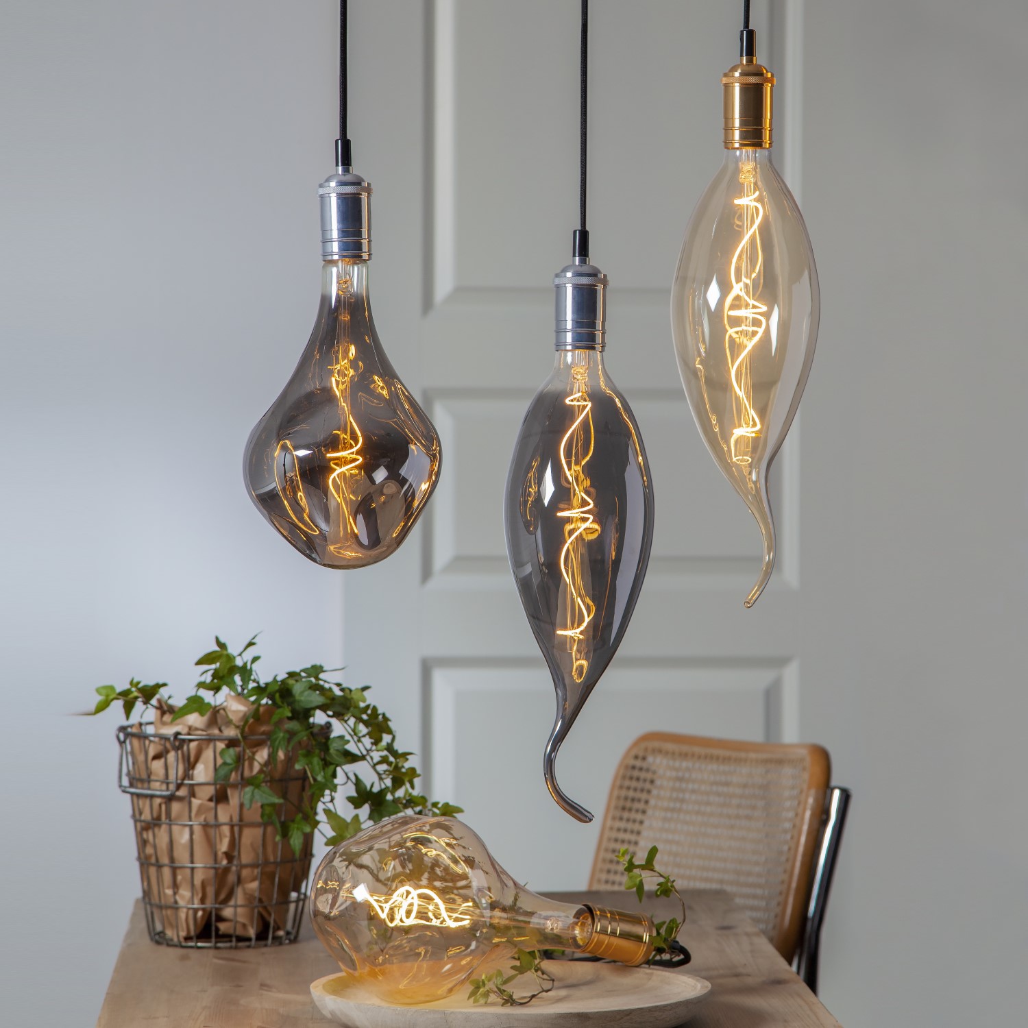 LED-lampa Star Trading Filament E27 A165 Industrial Vintage Dimbar 3,8W