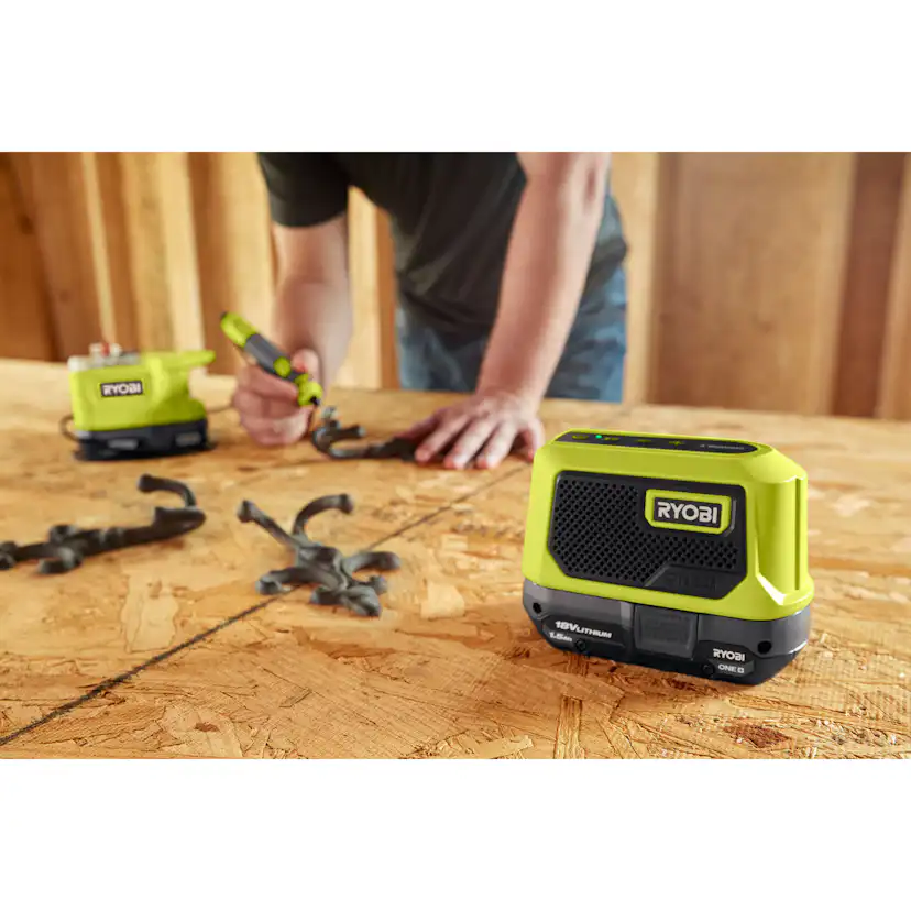 Högtalare RYOBI ONE+ RBTM18-0 0,3kg 3år (utan batteri & laddare)