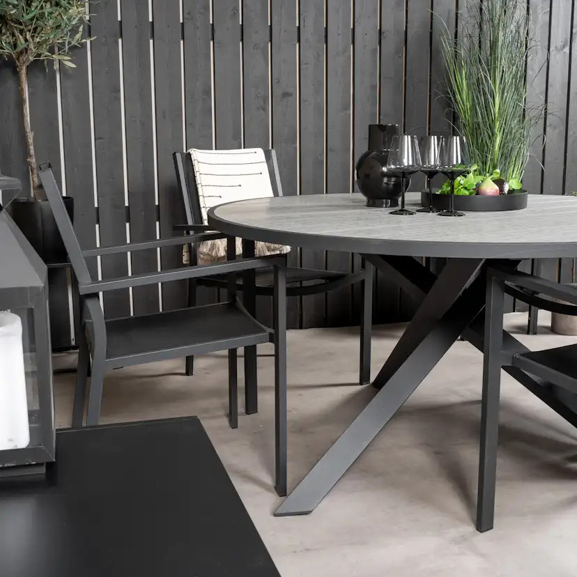 Matgrupp Venture Home Pincy Ø140 med 4 Copacabana Karmstolar