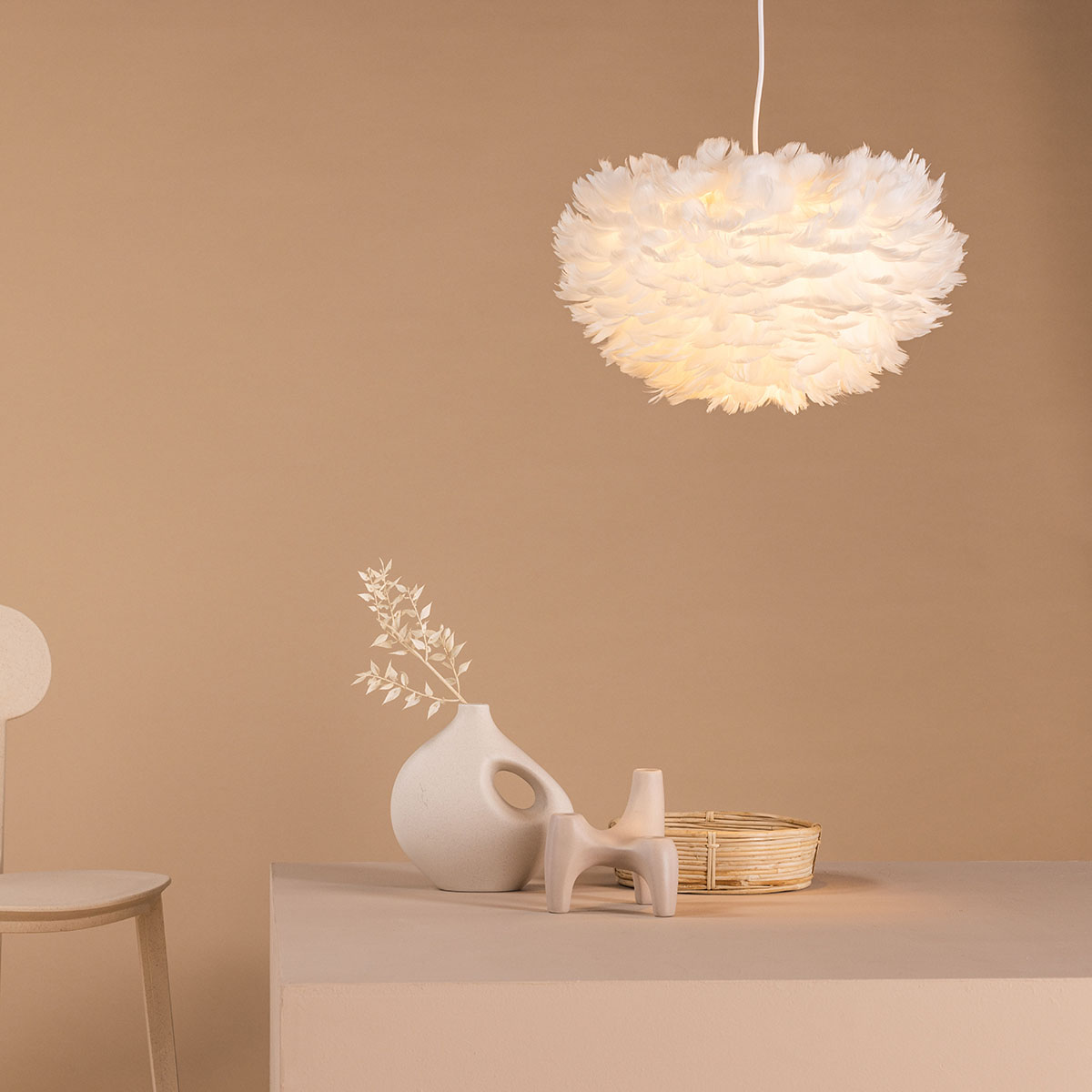 Nicola - Medium Pendant Lamp - White / White artificial feat Vit