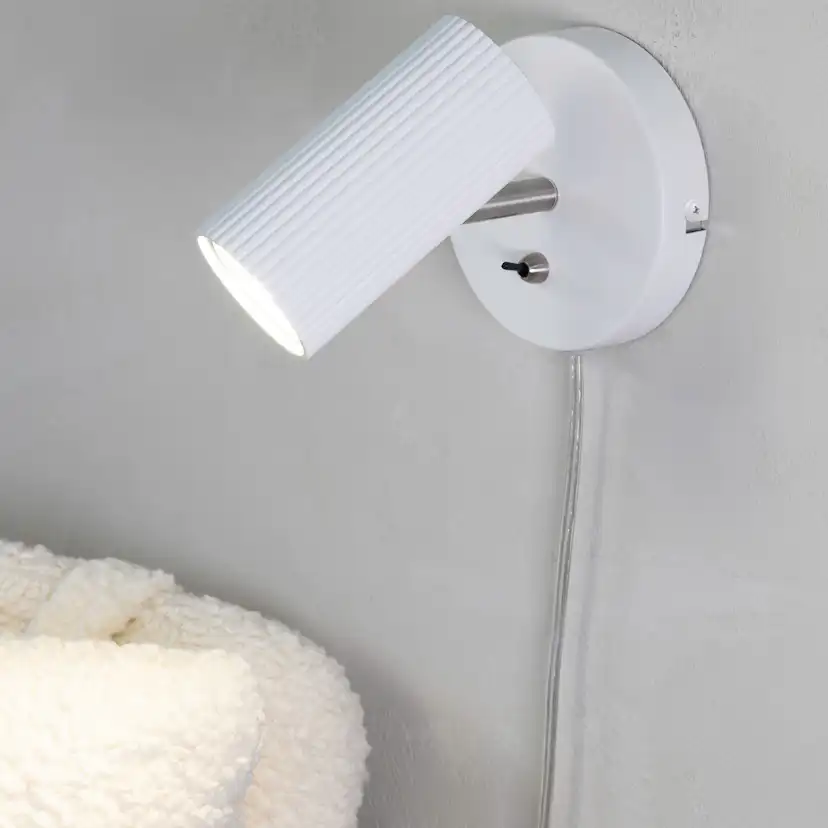 Vägglampa Markslöjd Costilla 1L
