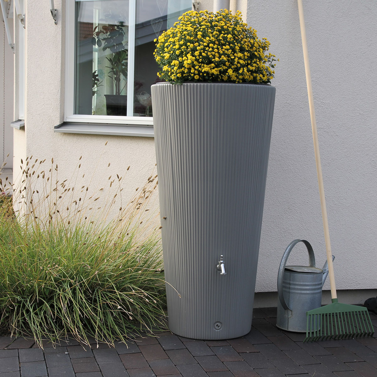 Vattentunna Flexigarden Mälaren 220 l med Kran