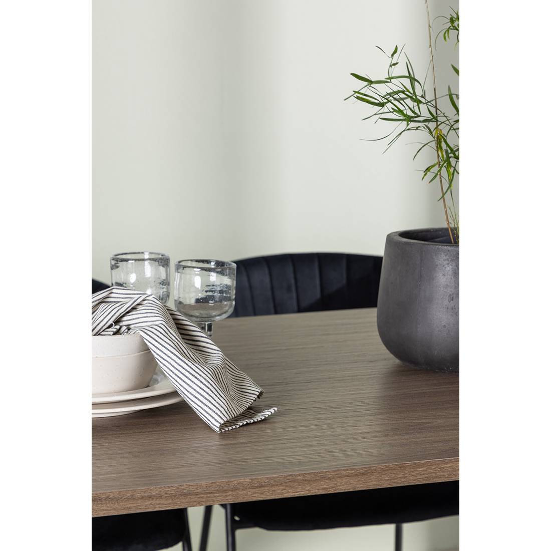 Matgrupp Venture Home Andy Ø120 cm med 4st Selma Matstolar