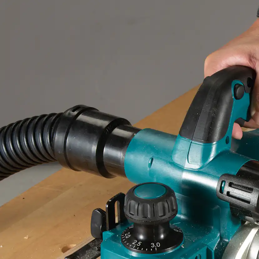 Hyvel Makita LXT DKP181Z 82 mm utan Batteri