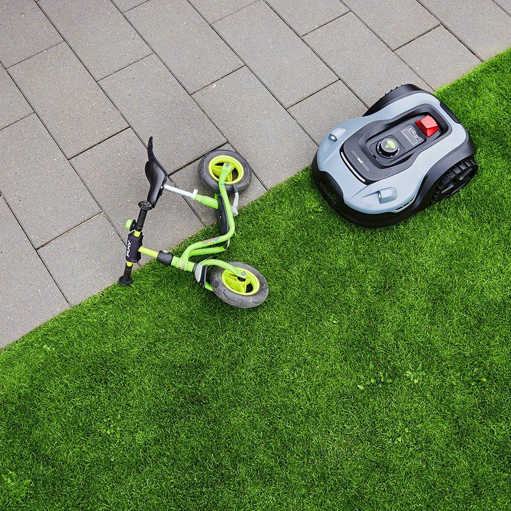 Robotgräsklippare Grouw 1300m2 Clevr