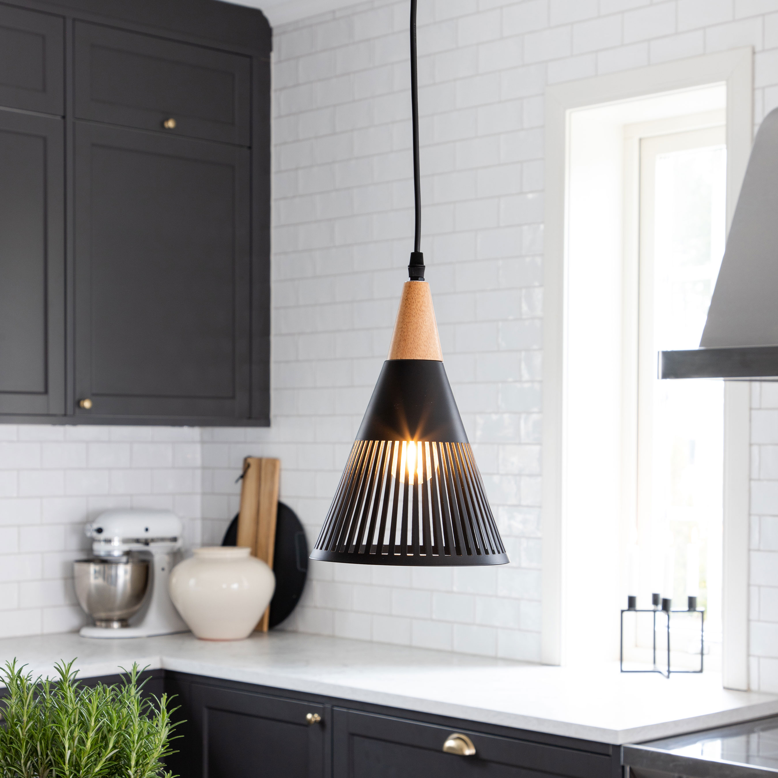 Taklampa Venture Home Gabriel