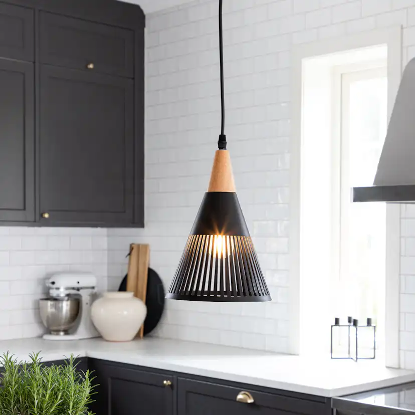 Taklampa Venture Home Gabriel
