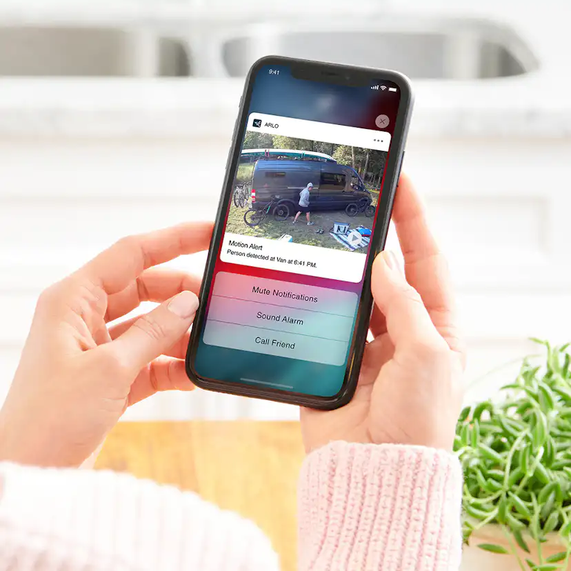 Övervakningskamera Arlo Go 2 med 4G