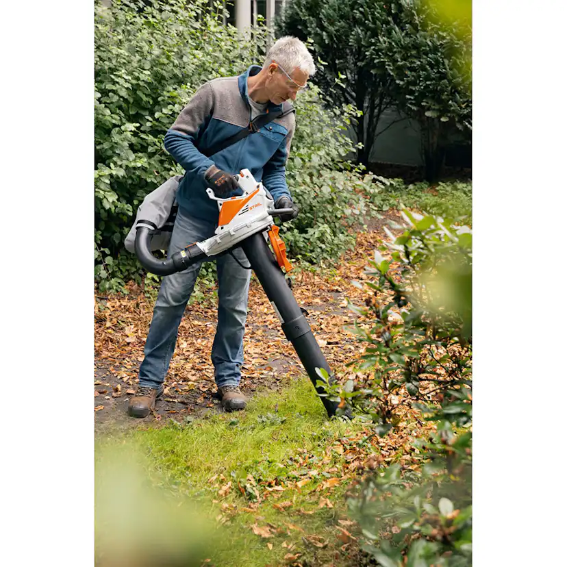 Lövsug STIHL SHA 56 Med Blåsfunktion Utan Batteri & Laddare