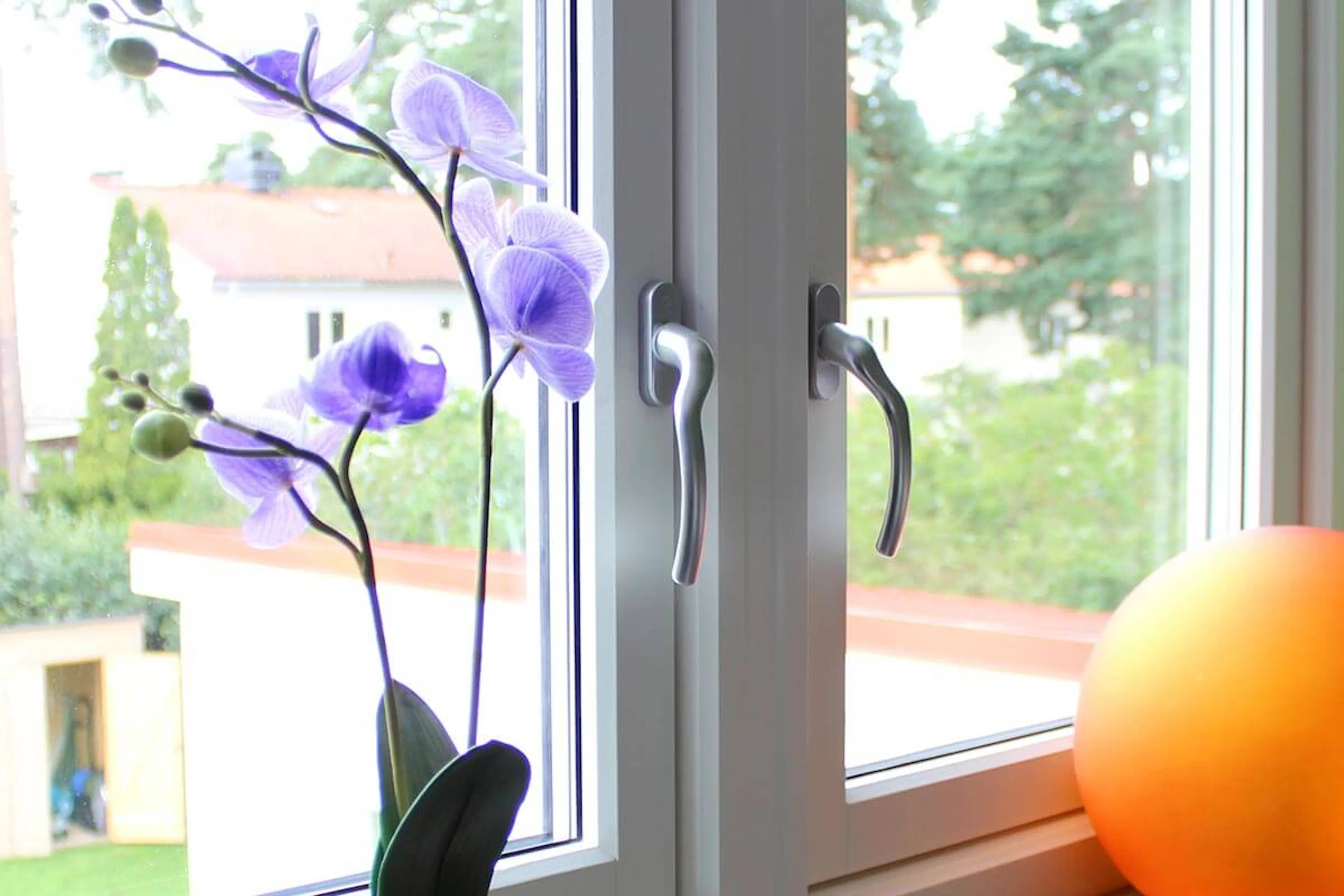 Välj isolerglas med lågt U-värde och sänk värmekostnaderna
