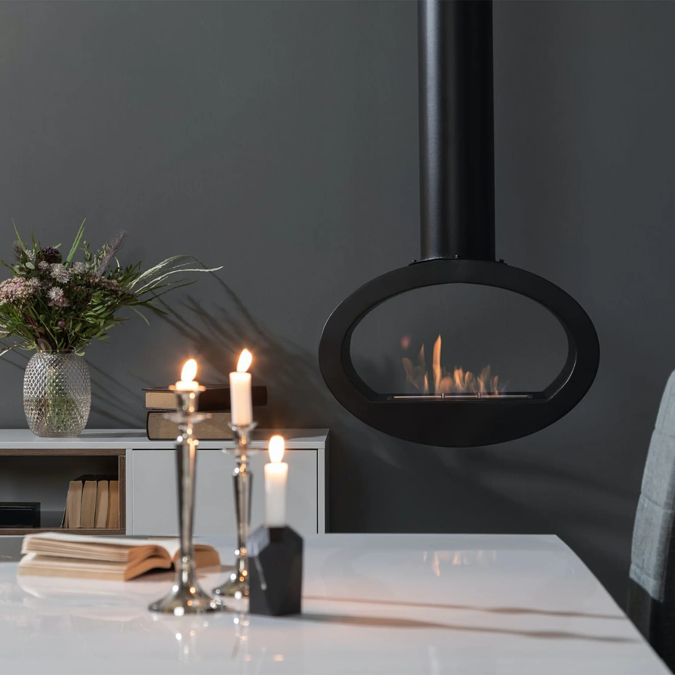 Fristående etanolkamin inomhus – fördelar med kamin utan skorsten