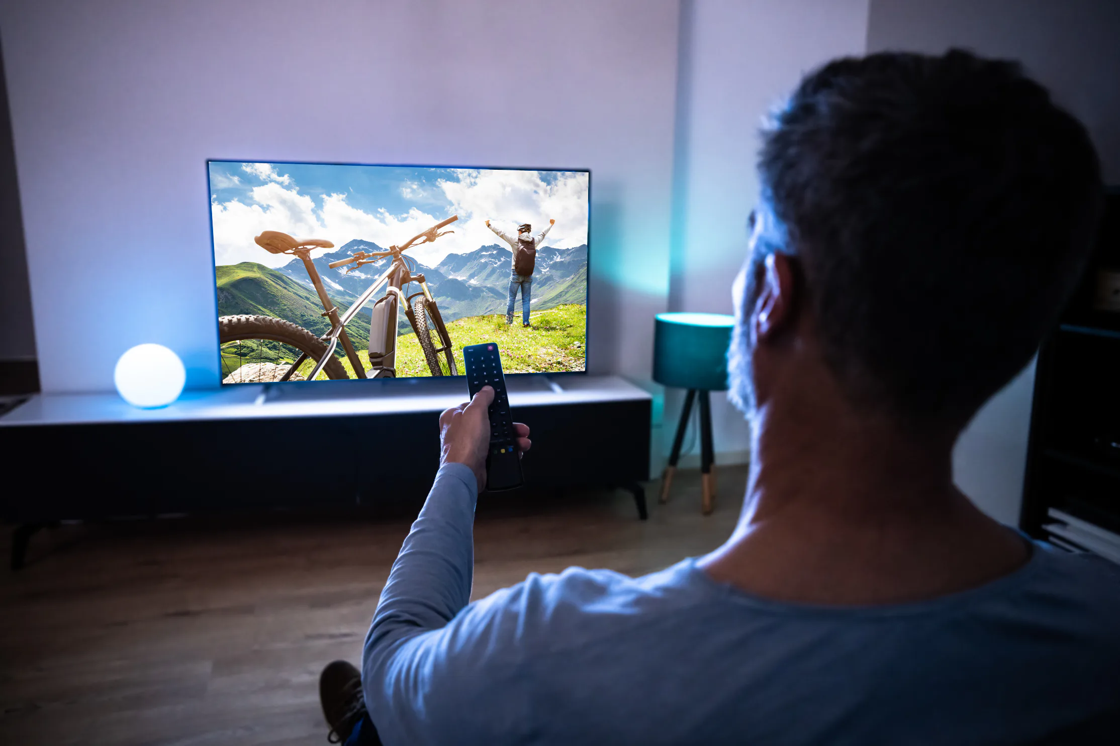 Guide: Det bör du tänka på när du ska välja tv till ditt hem