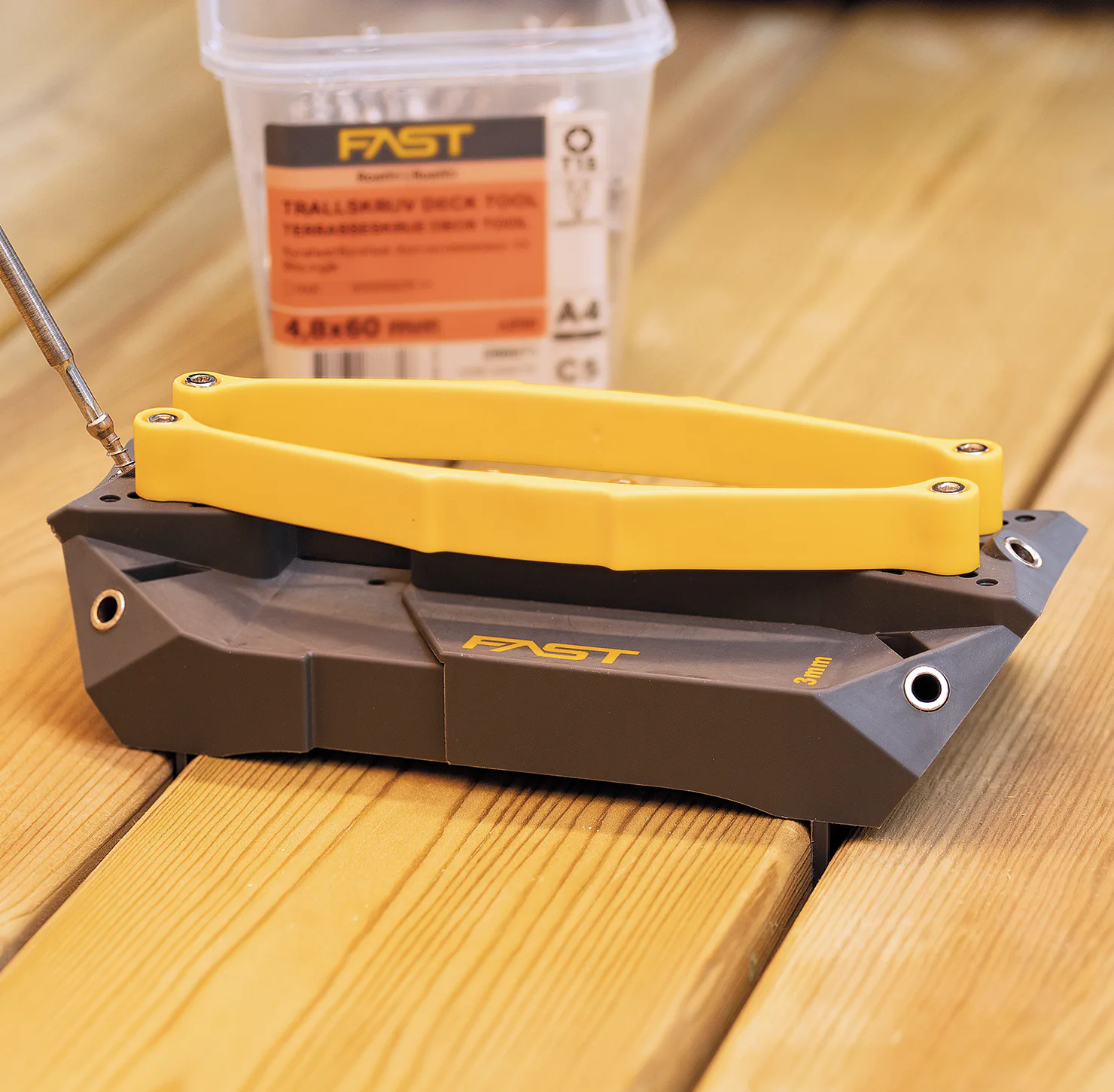 fast-deck-tool_miljo-bild-2-1480x1480.png