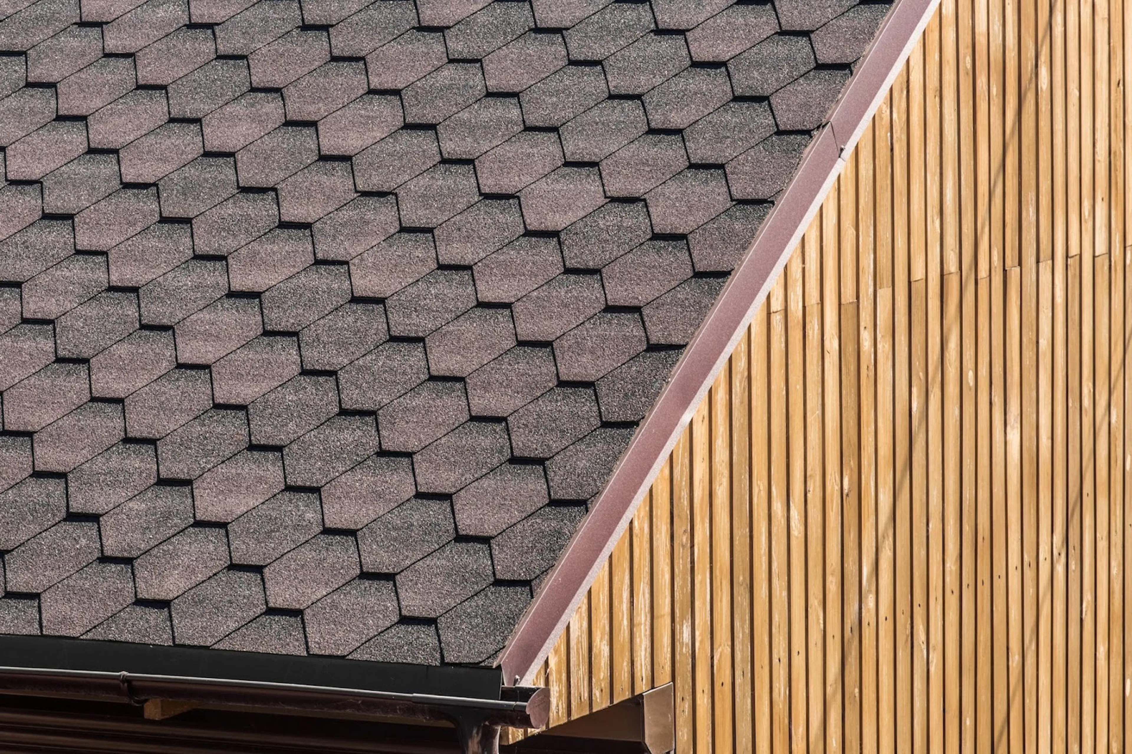 Så gör du för att lägga shingeltak – steg för steg