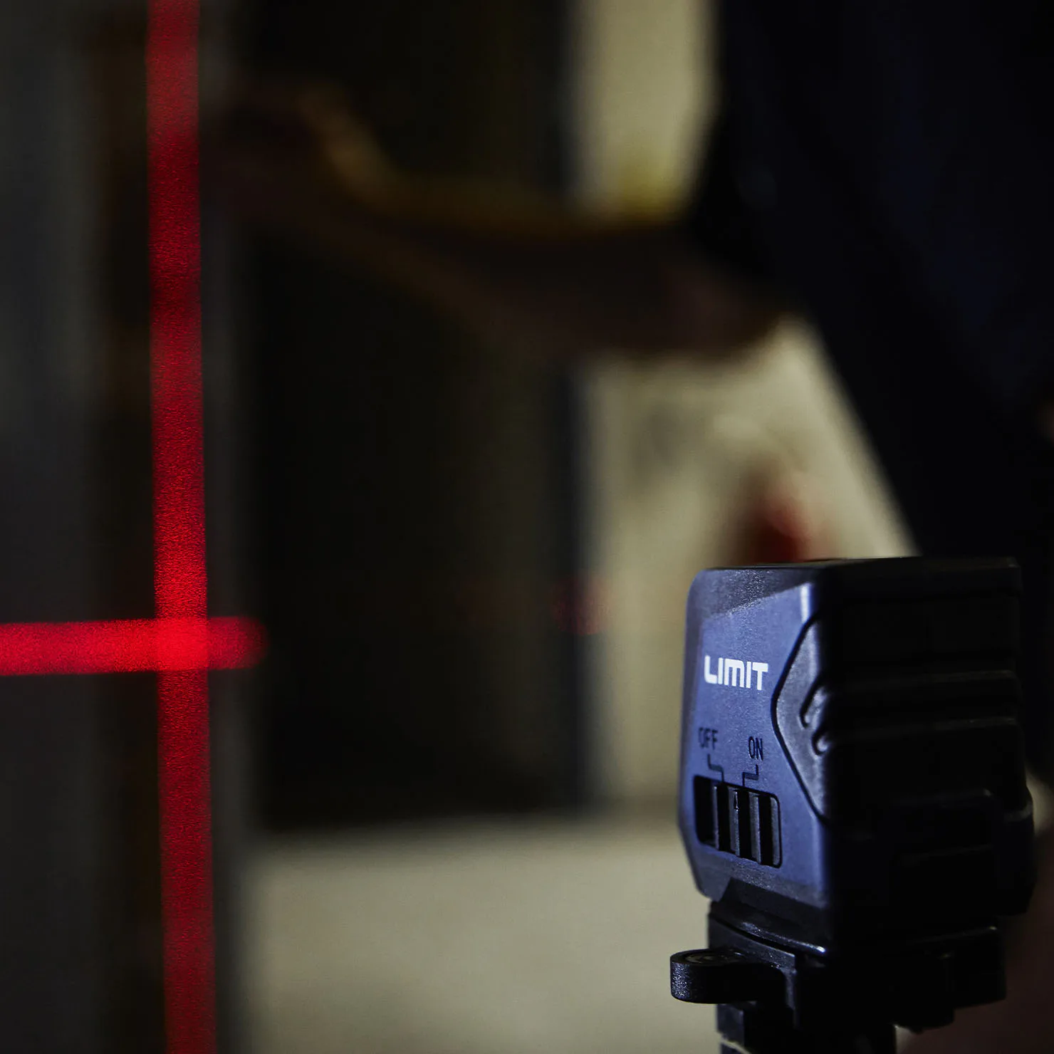 mall_galleri_0004_limit-cube-laser-red_close.jpg