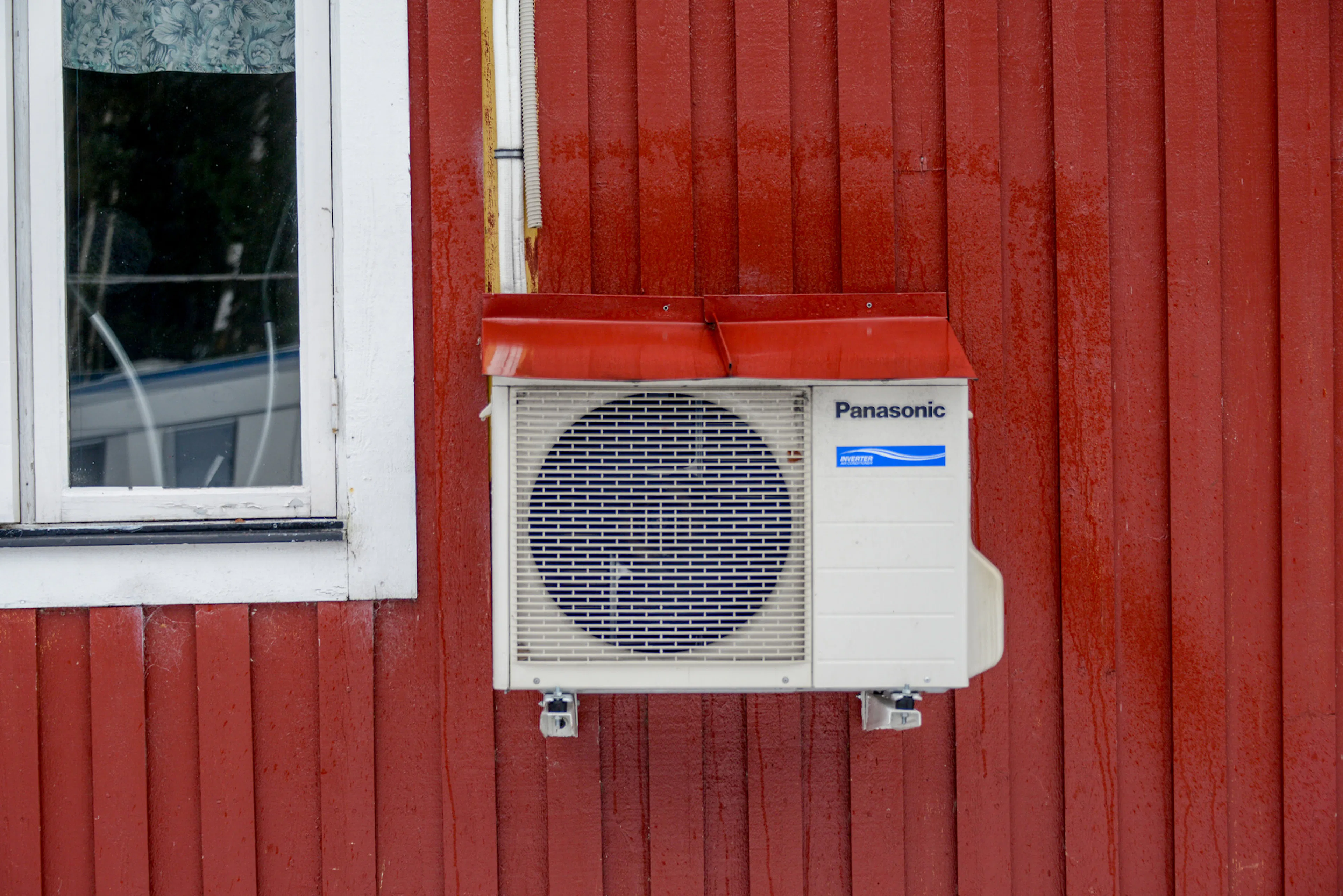 Rengöring luftvärmepump – så lätt kan du rengöra din luftvärmepump med dammsugare och rengöringsmedel