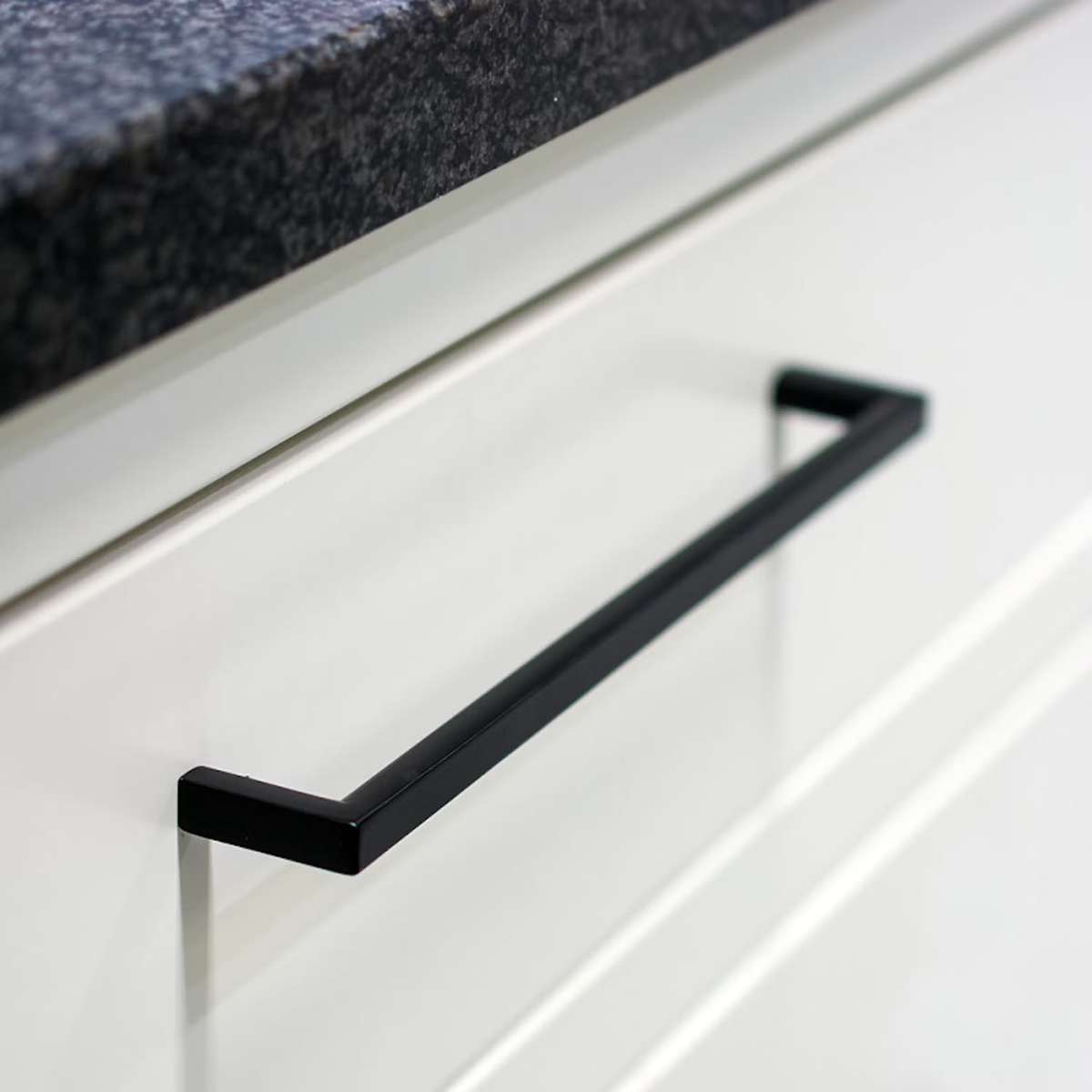 Knoppar till köksluckor - Handtag beslag design 0143