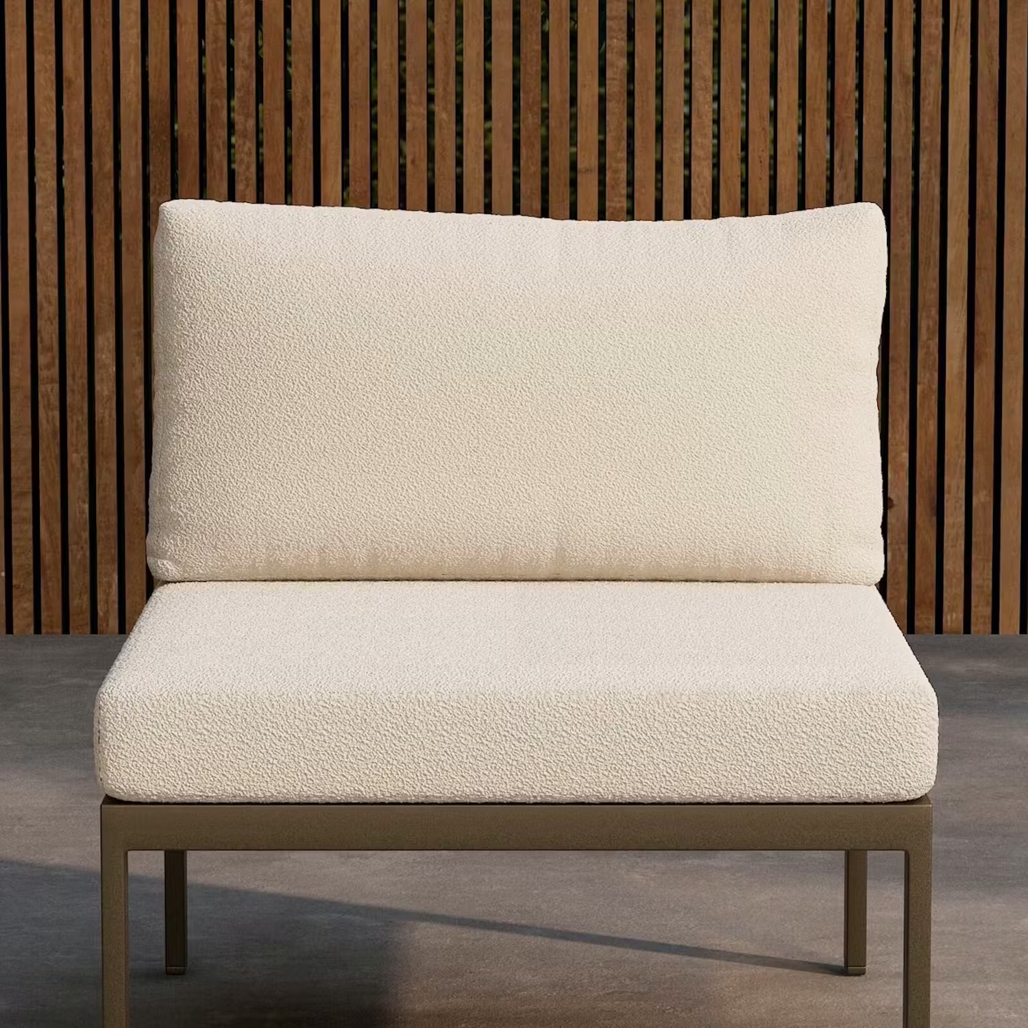 https://www.bygghemma.se/tradgard-och-utemiljo/utemobler-och-tradgardsmobler/loungemobler/loungesoffa/soffmodul-venture-home-copacabana-mitten-utomhus/p-2094011
